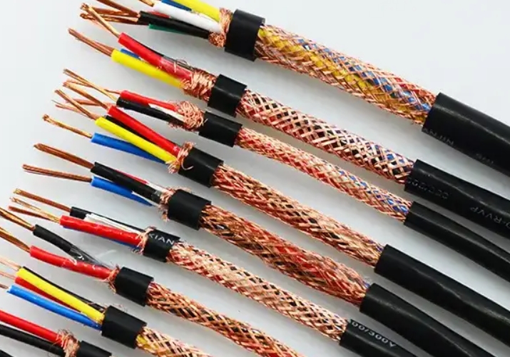 同軸電纜由里到外分為四層有什么作用.jpg